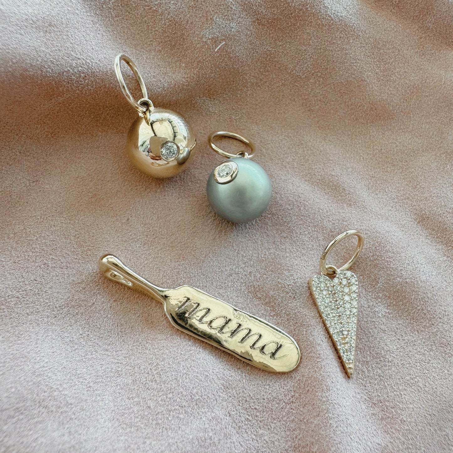 Vero Gold Ball Charm