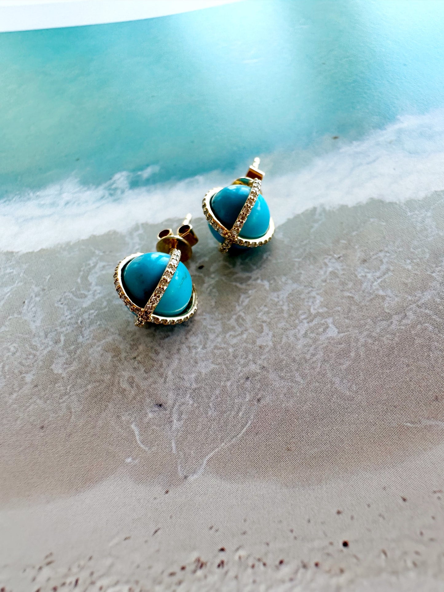 Santa Cruz Cage Studs