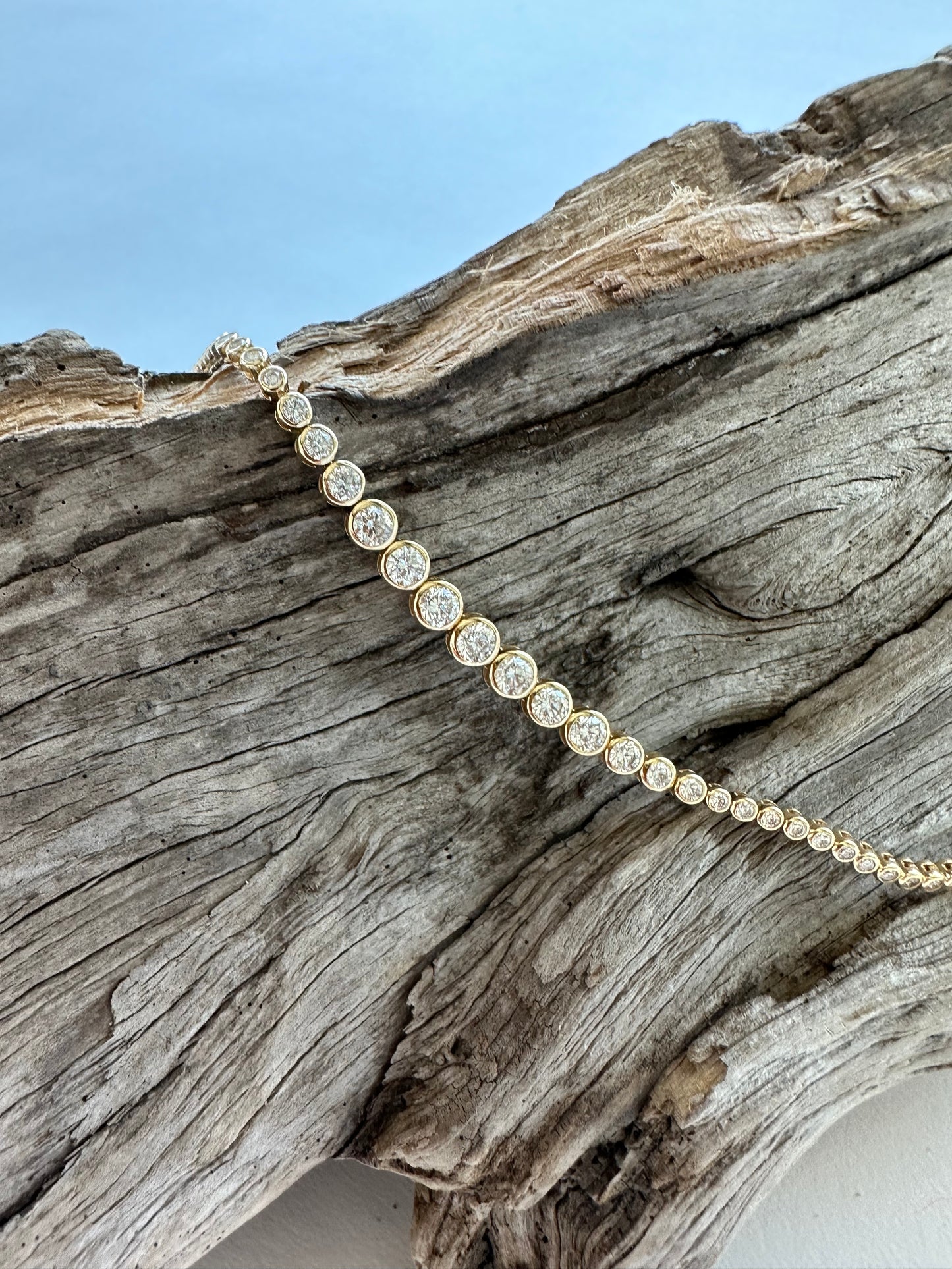 Kiera Bezel Diamond Bracelet