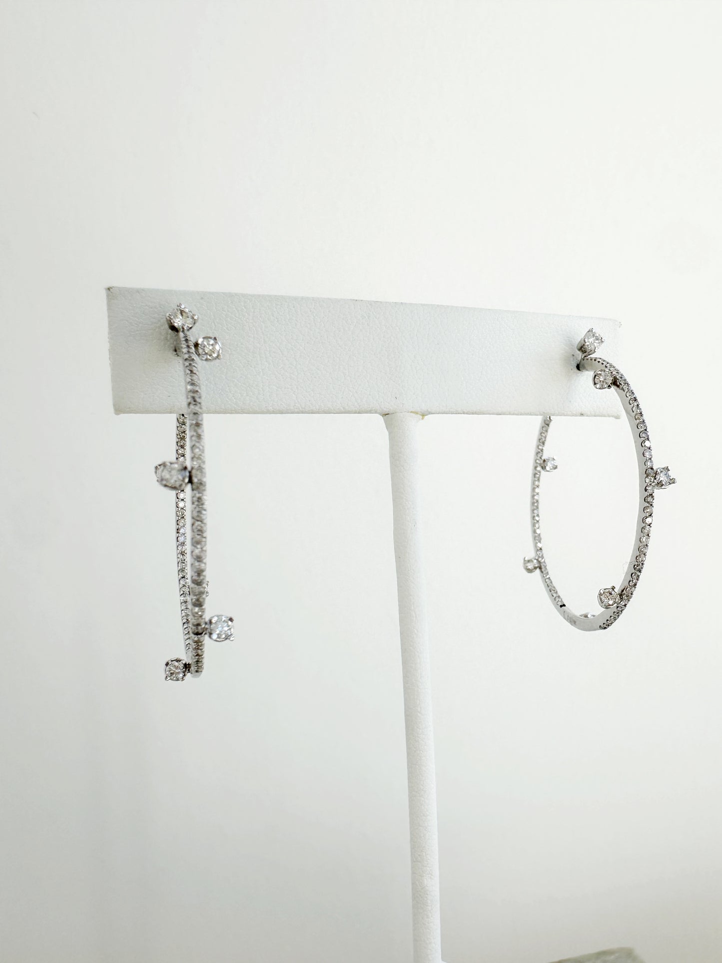 Winston Pave Hoops