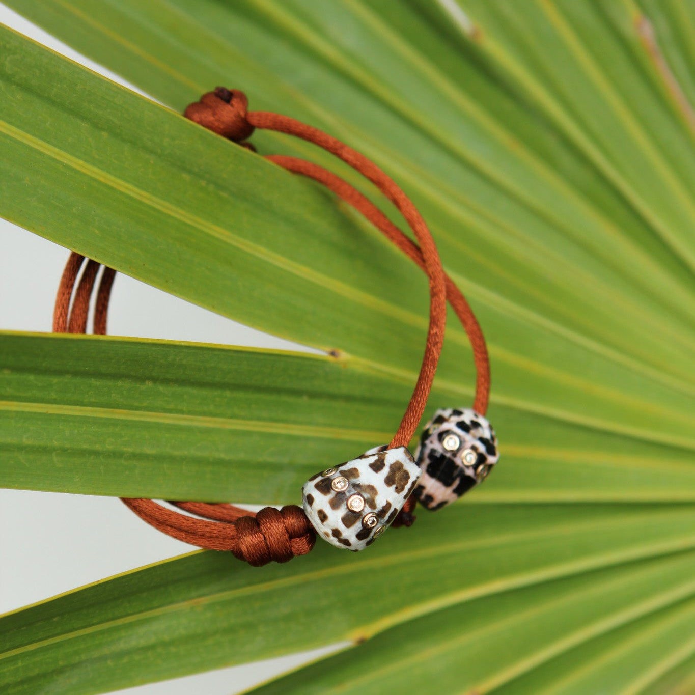 Petit Conus Diamond Silk Bracelet