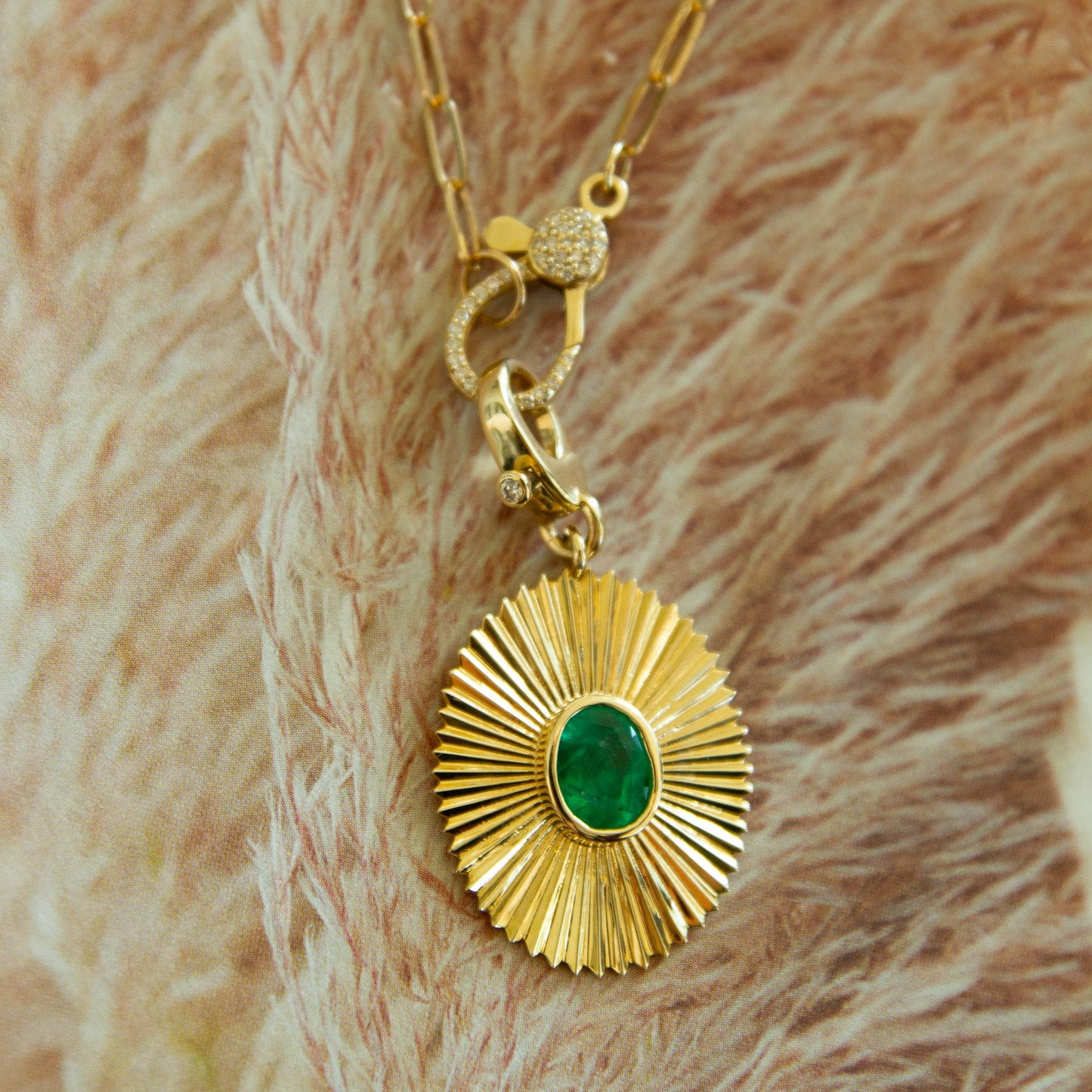 Juniper Fluted Charm