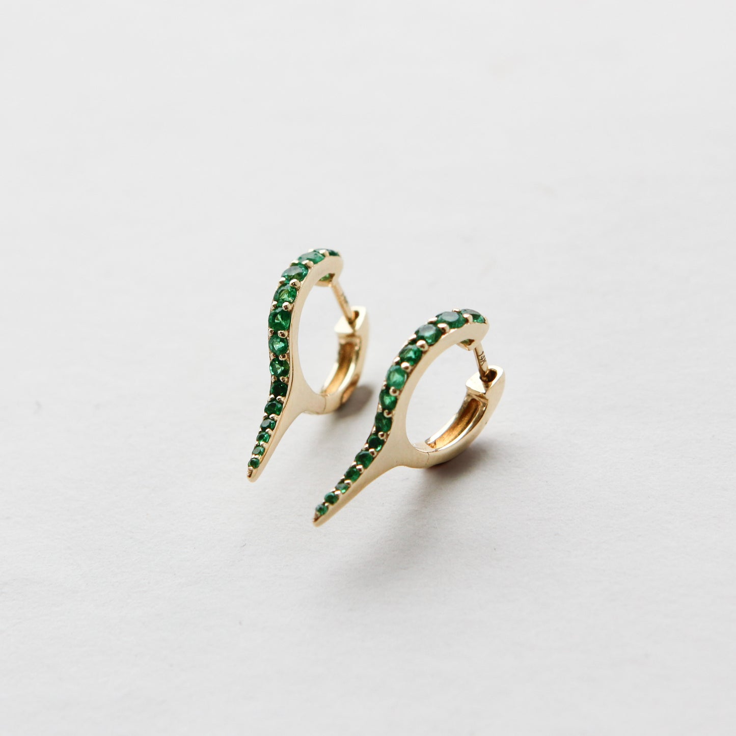 Thorn Huggies in Emerald