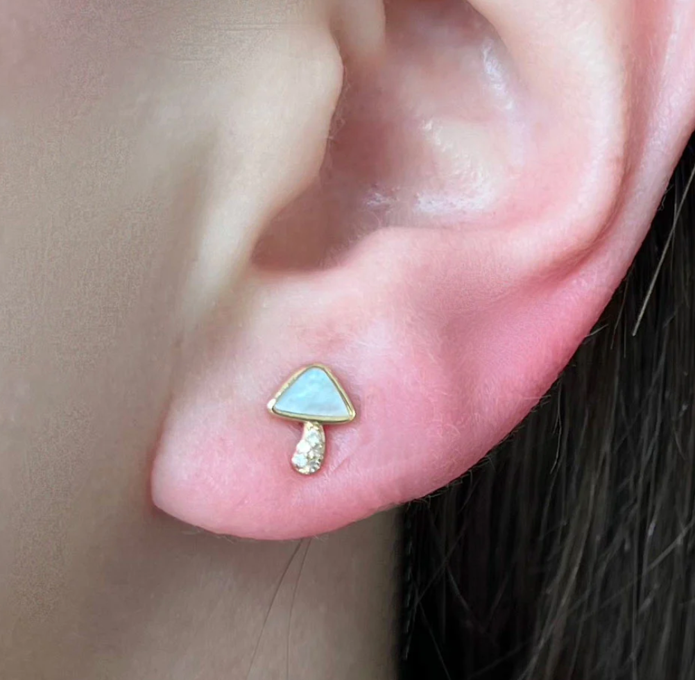 Mushroom Stud