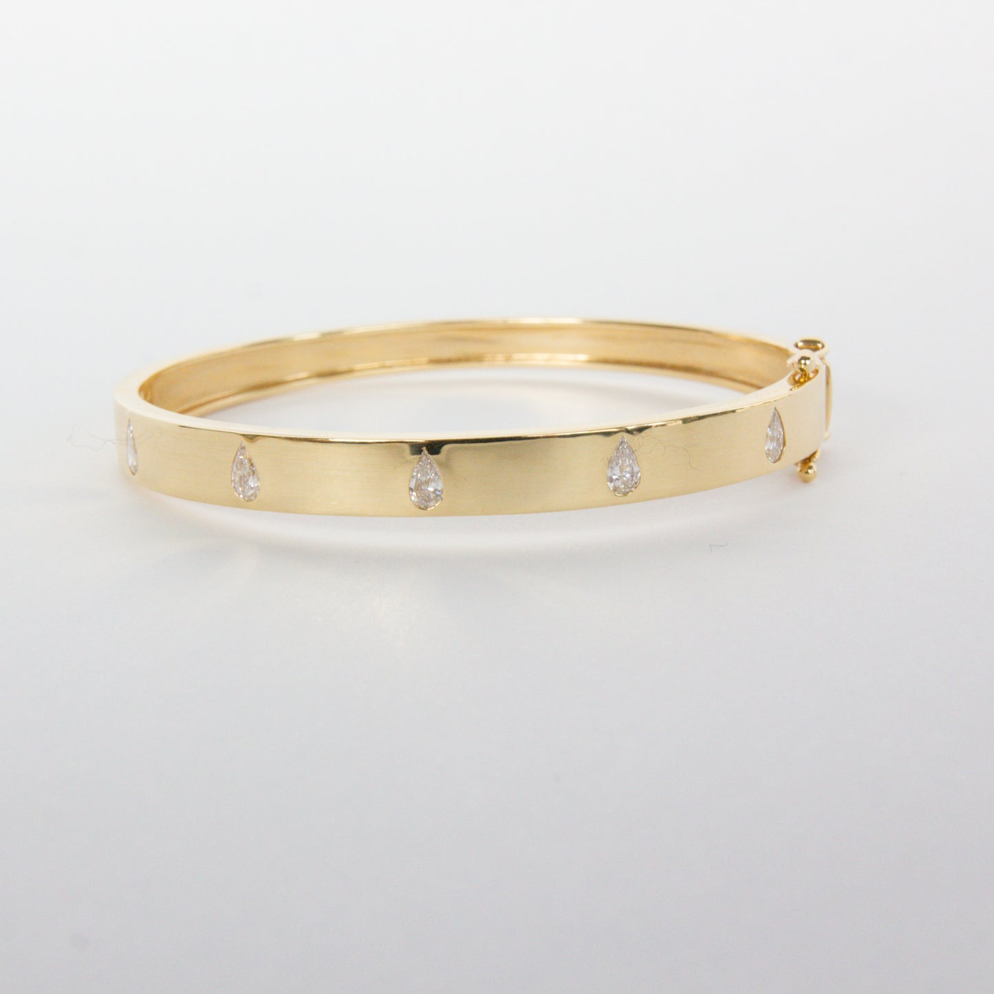 Duncan Pear Diamond Bangle