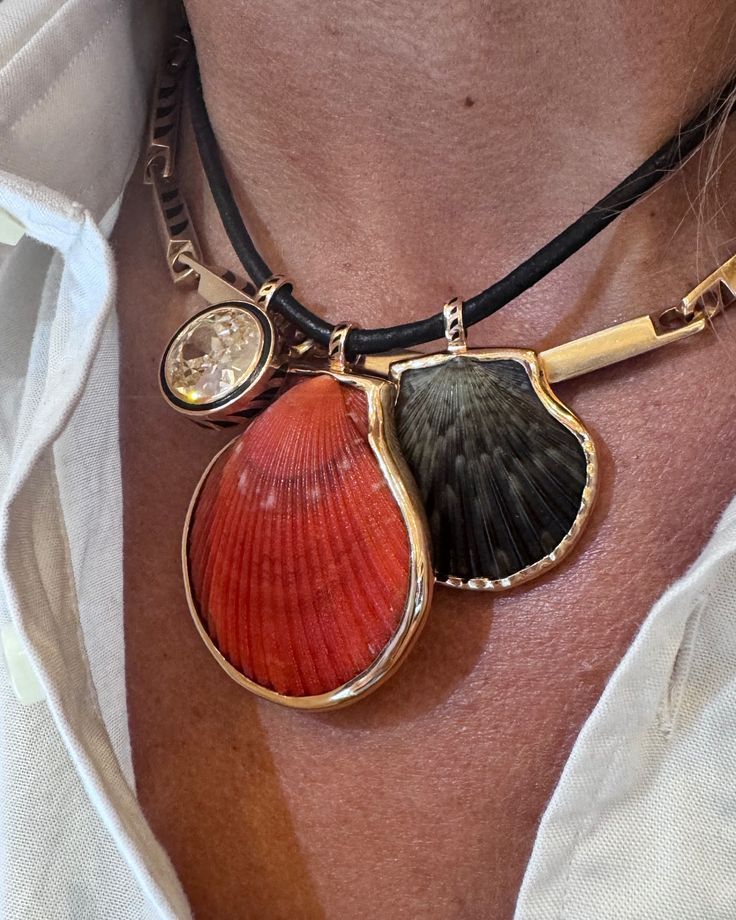 Double Shell Pendant Necklace