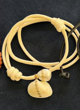 DEZ-W.ANBNDM-EL-C/D.PBBNDM-PL-C-Edul Shell with Diamonds Charm & Pearl with Brilliant Diamonds Bead Charm on white leather cord necklace